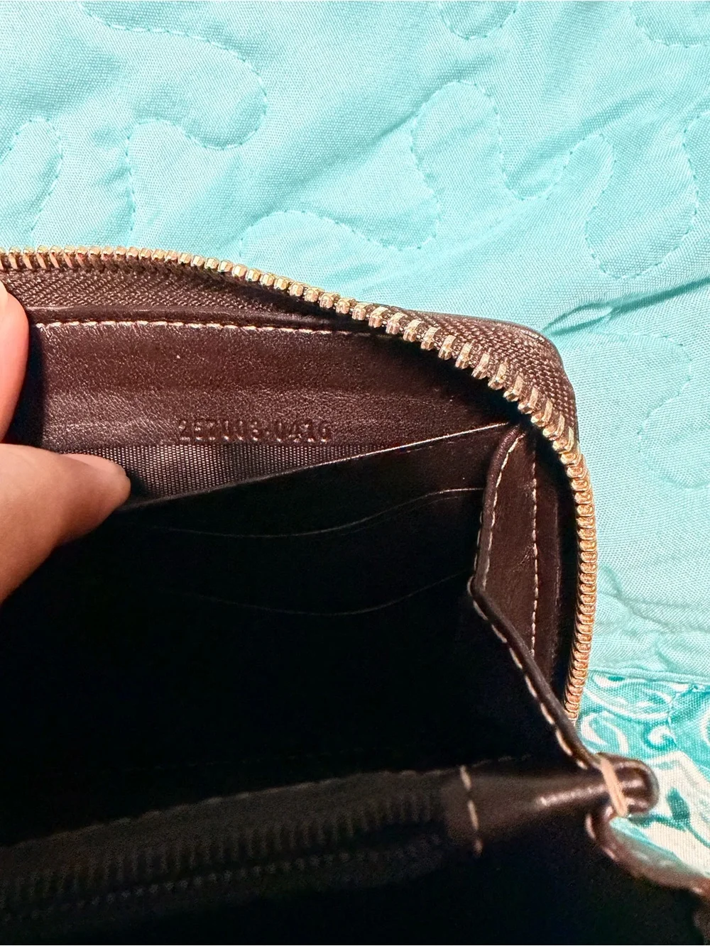 Gucci Brown GG Supreme Zip-Around Wallet with Green-Red Web and Bow - Picture 6 of 7